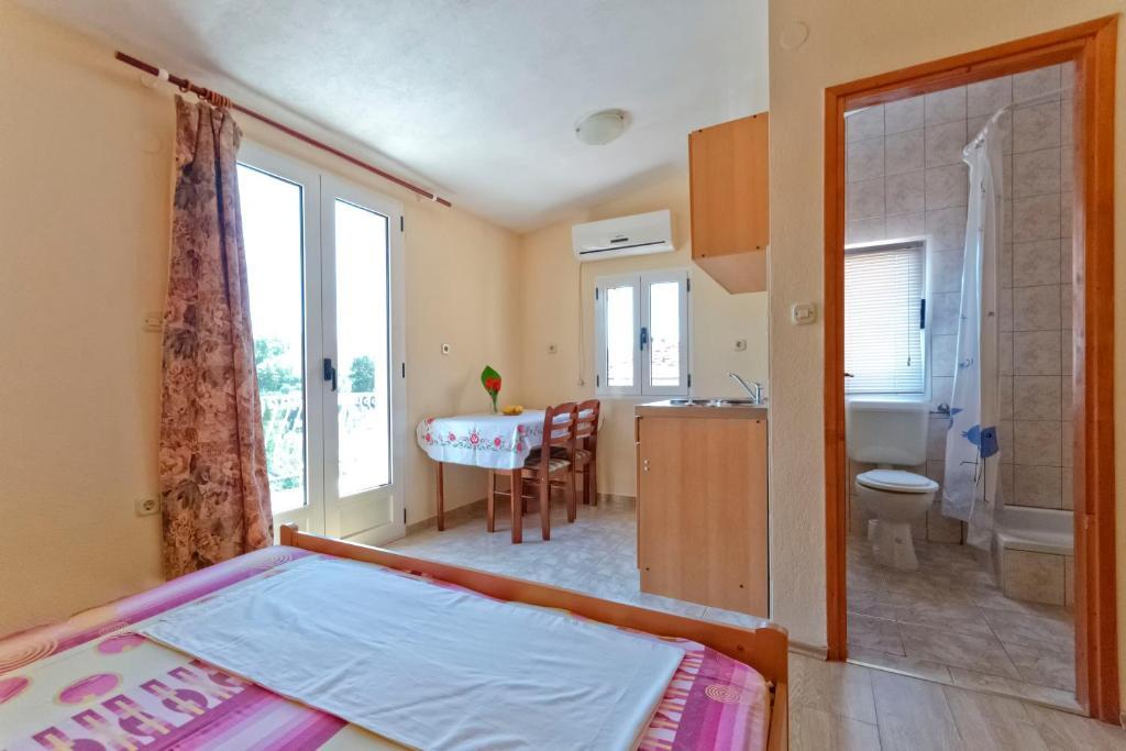 Apartments Jerković Stari Grad  Kamer foto